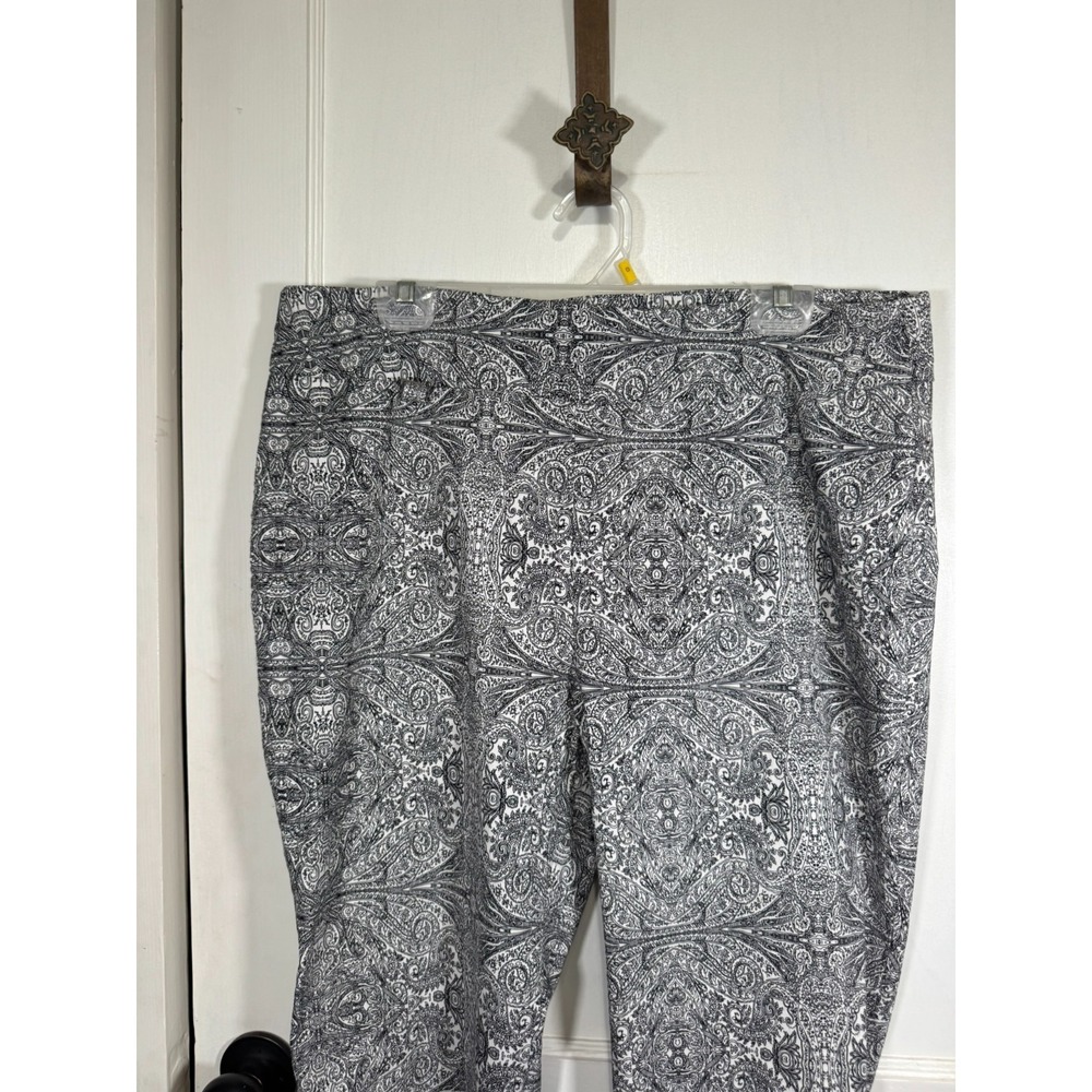 Premise Woman Pants with Black and White Print , Size 2x